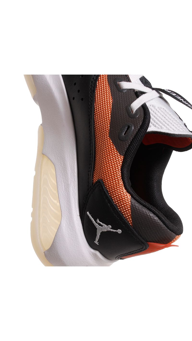Zapatillas-Nike-Jordan-Air-200E-DETALLES-2