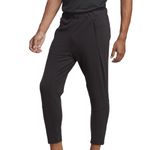 Pantalon-adidas-Designed-For-Frente