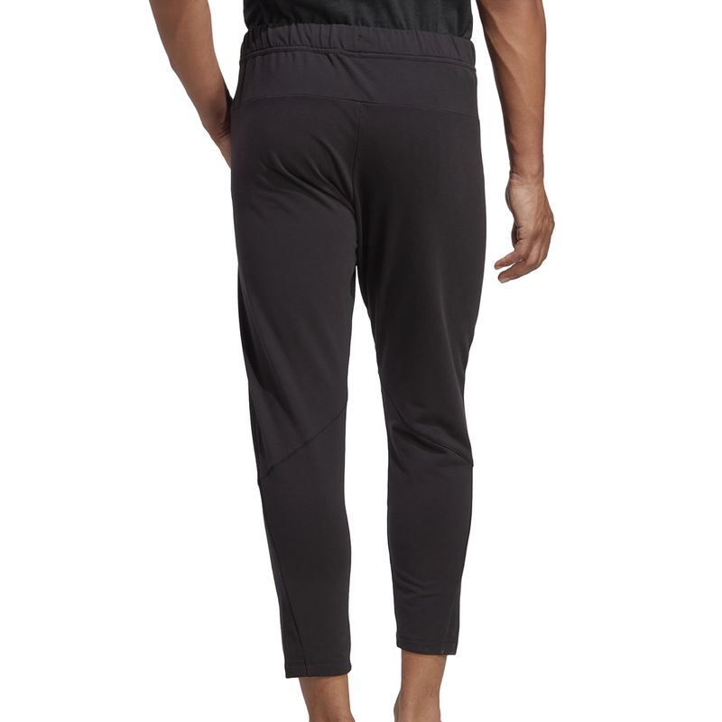 Pantalon-adidas-Designed-For-Espalda