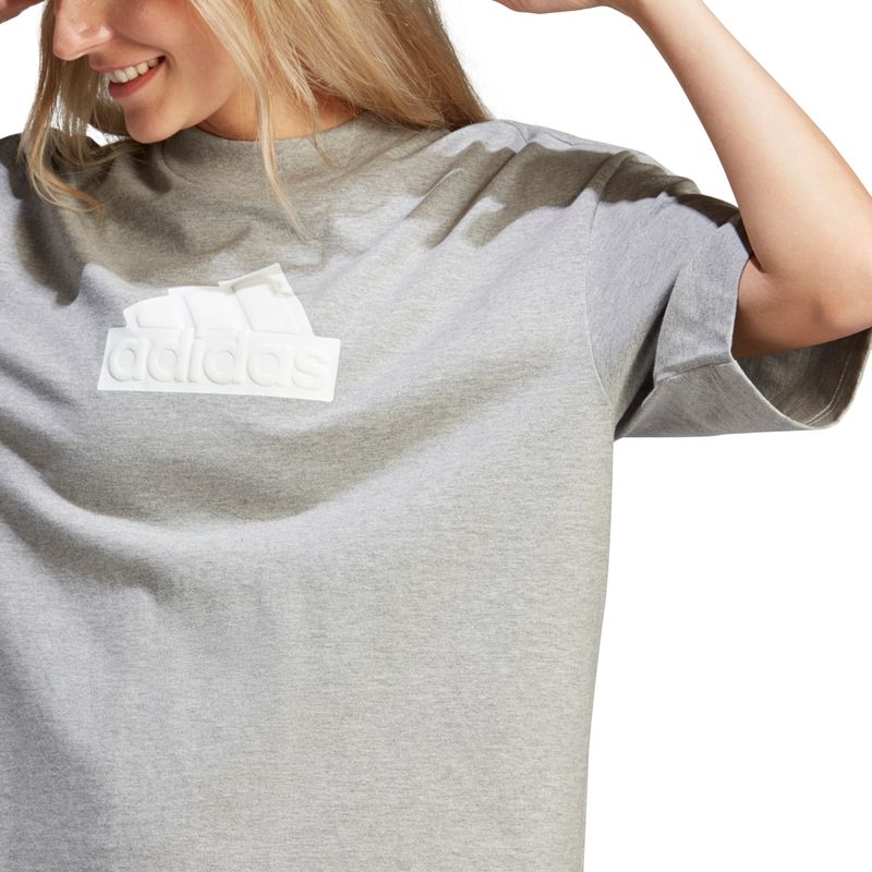 Remera-adidas-Future-Icons-Badge-Of-Sport-Detalles-2