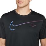 Remera-Nike-Division-Miler-Lateral