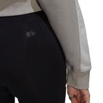 Calza-adidas-Originals-Short-Tight-Detalles-3