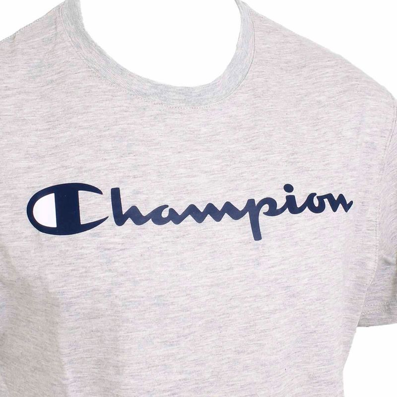 Remera-Champion-Classic-Graphic-Detalles-2