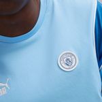 Remera-Puma-Manchester-City-Archive-Detalles-3