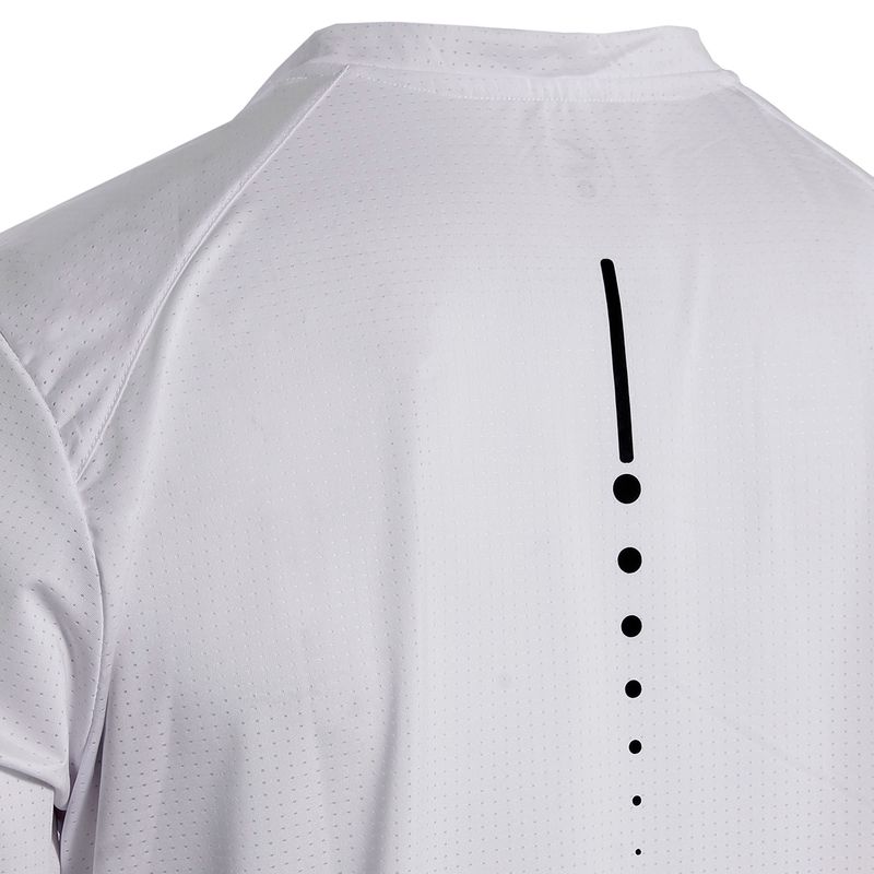 Remera-Snauwaert-Deken-Detalles-3