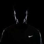 Remera-Nike-Miler-Detalles-3