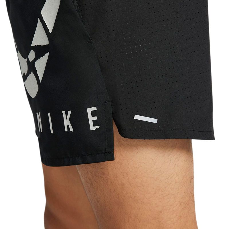Short-Nike--Dri-Fit-Challenger-Division-Detalles-1