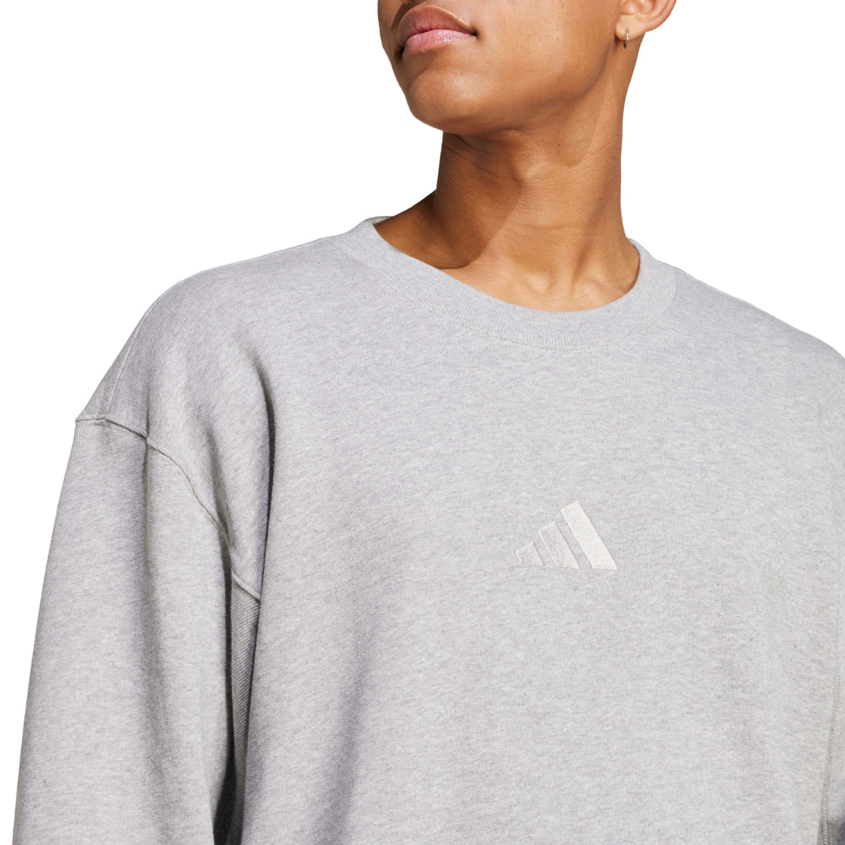 Buzo-adidas-All-Szn-French-Terry-Detalles-1