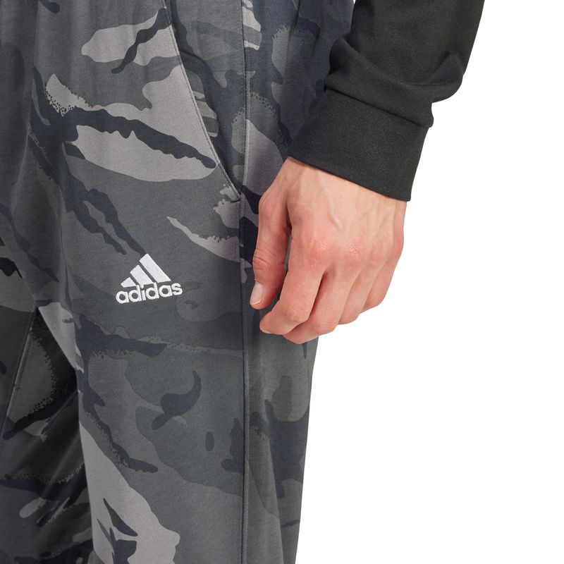 Pantalon-adidas-Seasonal-Essentials-Camo-Is2023-Lateral