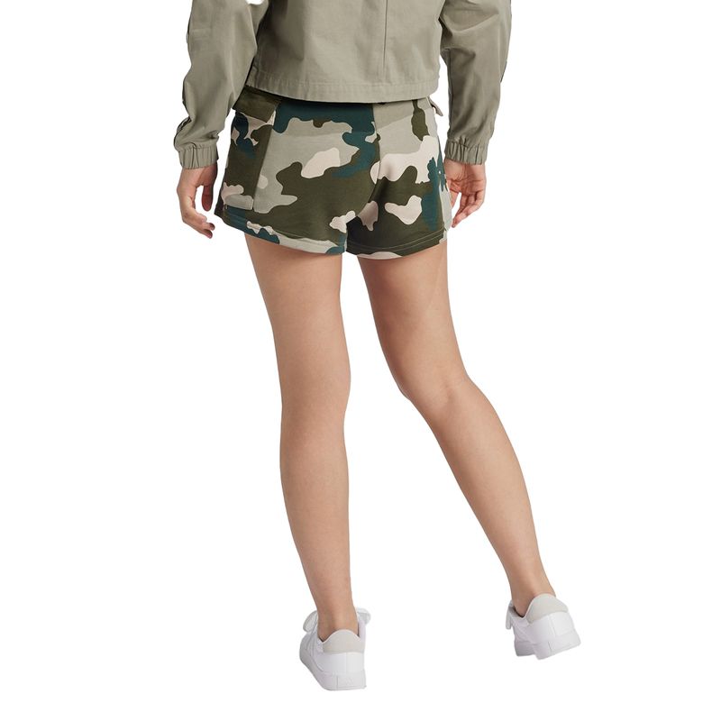 Short-adidas-W-Camo-Cargo-Espalda