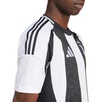 Camiseta-De-Futbol-adidas-Titular-Juventus-24-Detalles-3