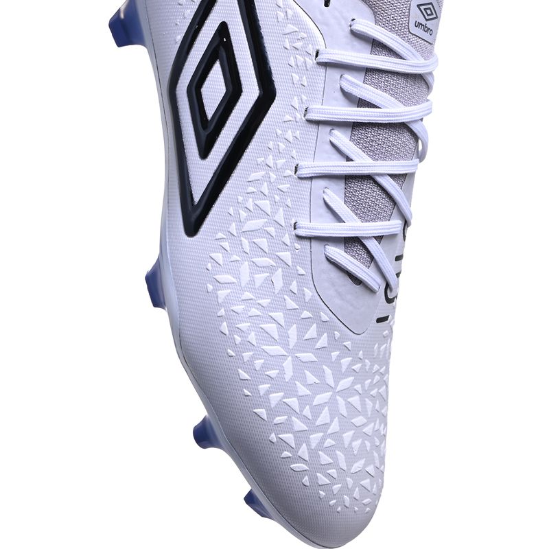 Botines-Con-Tapones-Umbro-Adamant-Pro-DETALLES-1