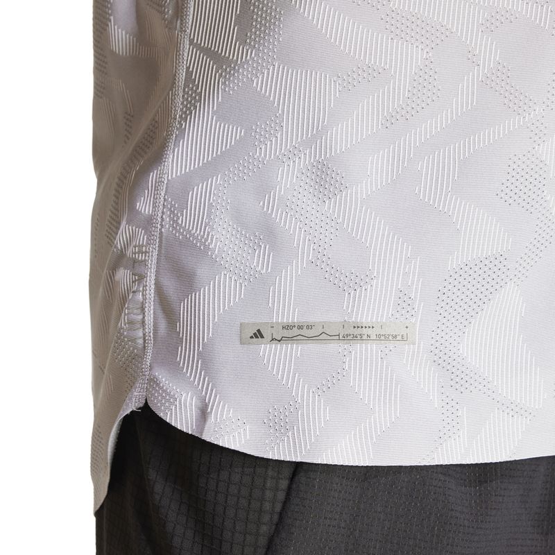 Remera-adidas-Ult-Egnrd-Detalles-2