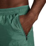 Short-Nike--Run-Stride-Lateral