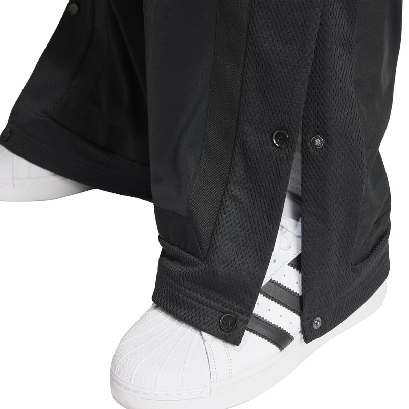 Pantalon-adidas-Originals-Premium-Classic-Street-Detalles-1