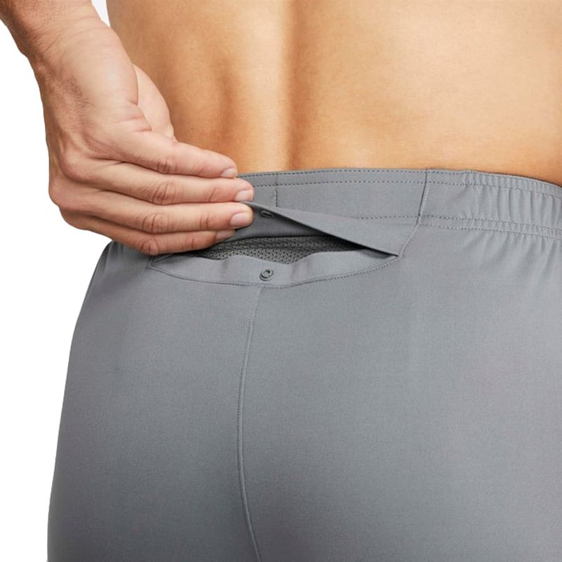 Pantalon-Nike-Challenger-Knit-Detalles-1