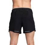 Short-Nike-Stride-5In-Espalda