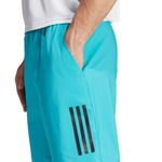 Short-adidas-Tennis-Club-3-Stripes-Detalles-3