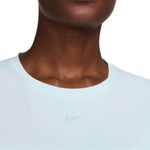 Remera-Nike--One-Classic-Df-Lateral