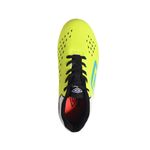 Botines-Con-Tapones-Umbro-Adamant-Top-Speed-Jr-SUPERIOR-CAPELLADA