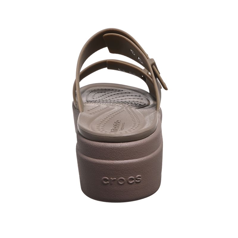 Sandalias-Crocs-Brooklyn-Buckle-Lowwdg-POSTERIOR-TALON
