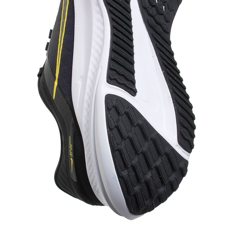 Zapatillas-Nike--Quest-5-DETALLES-3