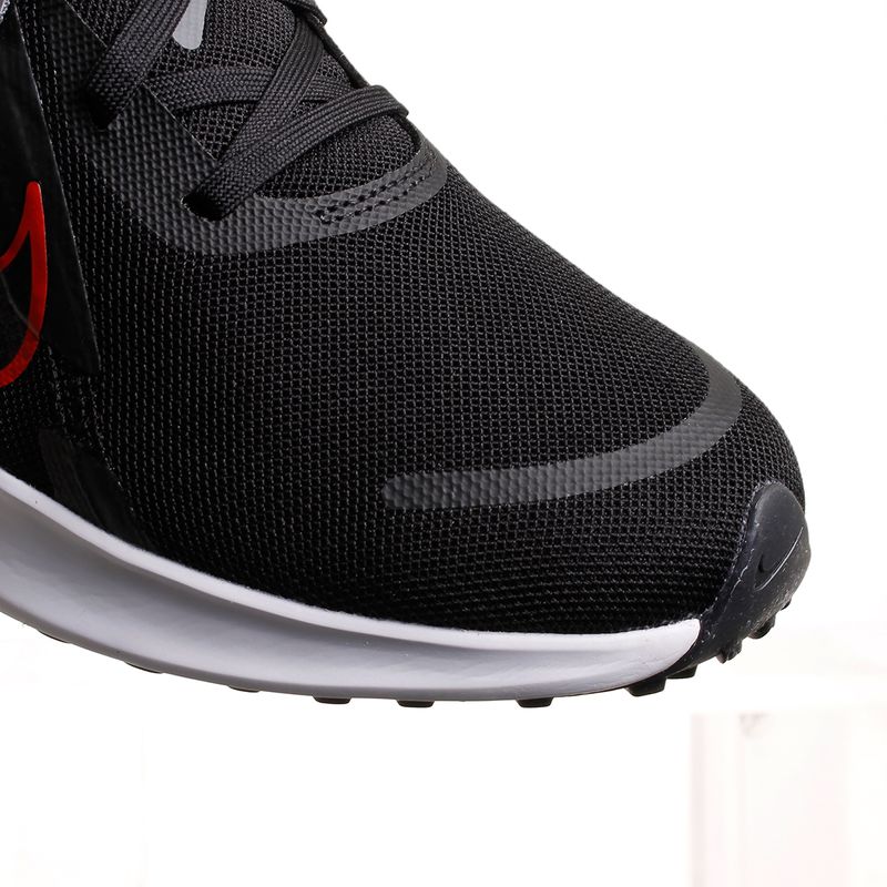 Zapatillas-Nike--Quest-5-DETALLES-1