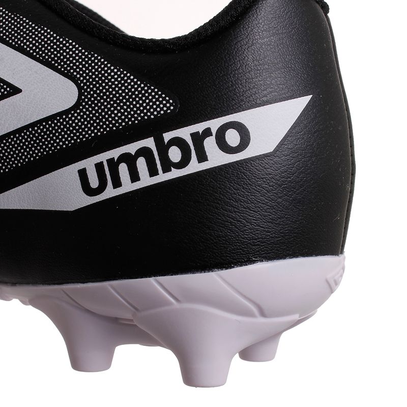 Botines-Con-Tapones-Umbro-Beat-Jr-DETALLES-3