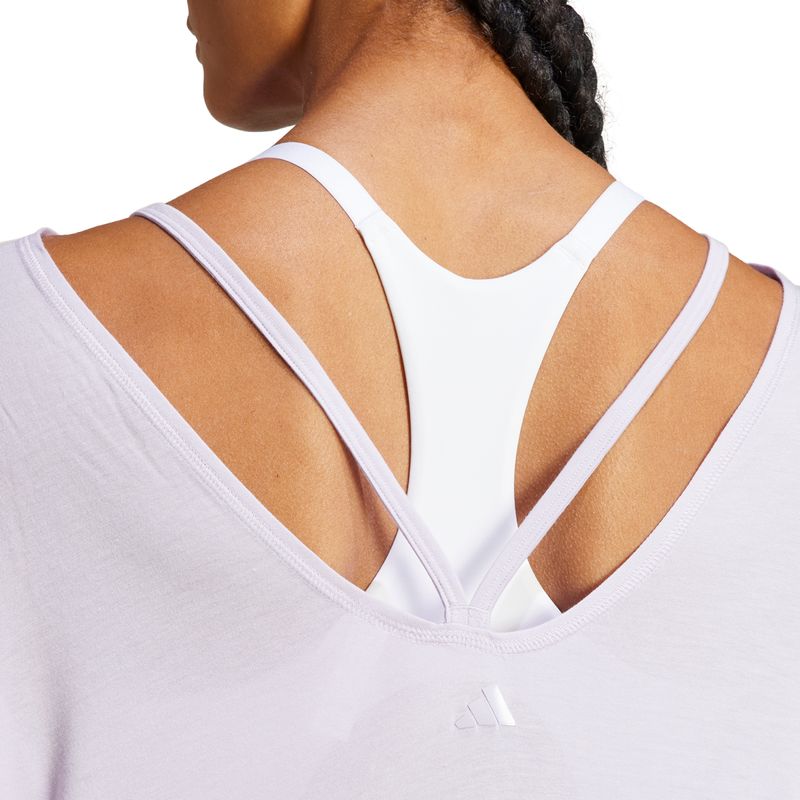 Remera-adidas-Studio-Oversized-Detalles-1