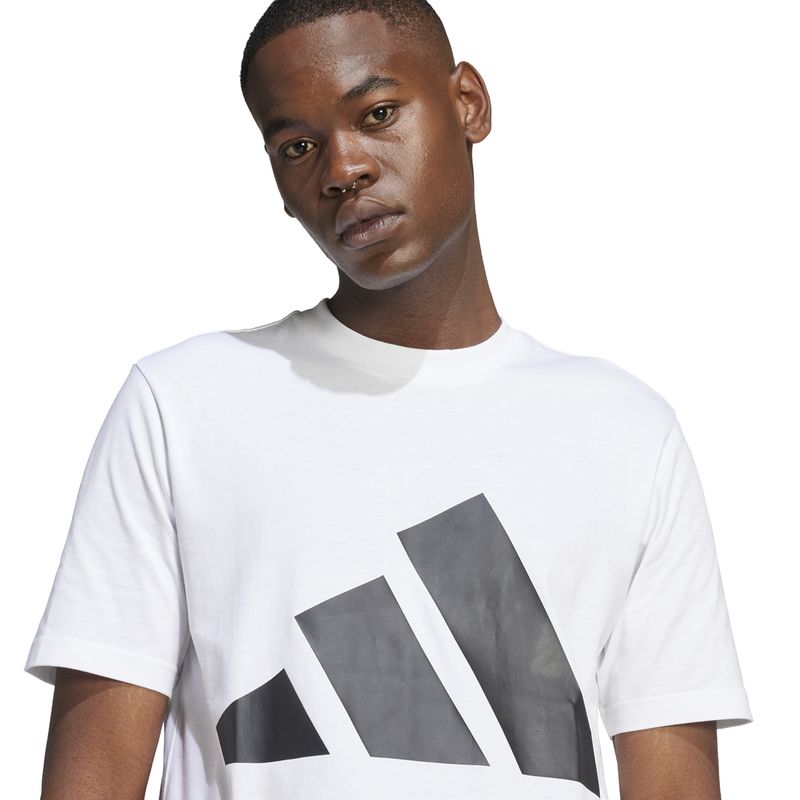 Remera-adidas-Big-Logo-Detalles-1