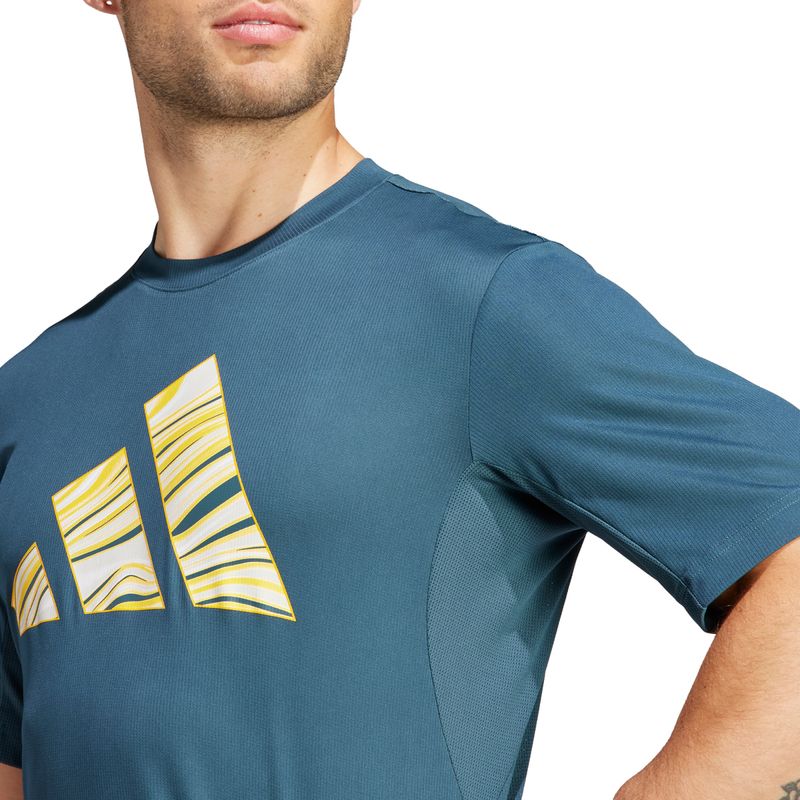Remera-adidas-Hiit-Graphic-Slogan-Detalles-1