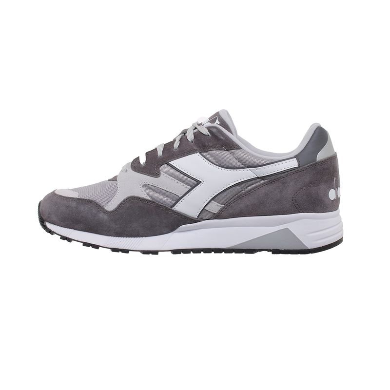 Zapatillas-Diadora-N902-INTERNO-DERECHO
