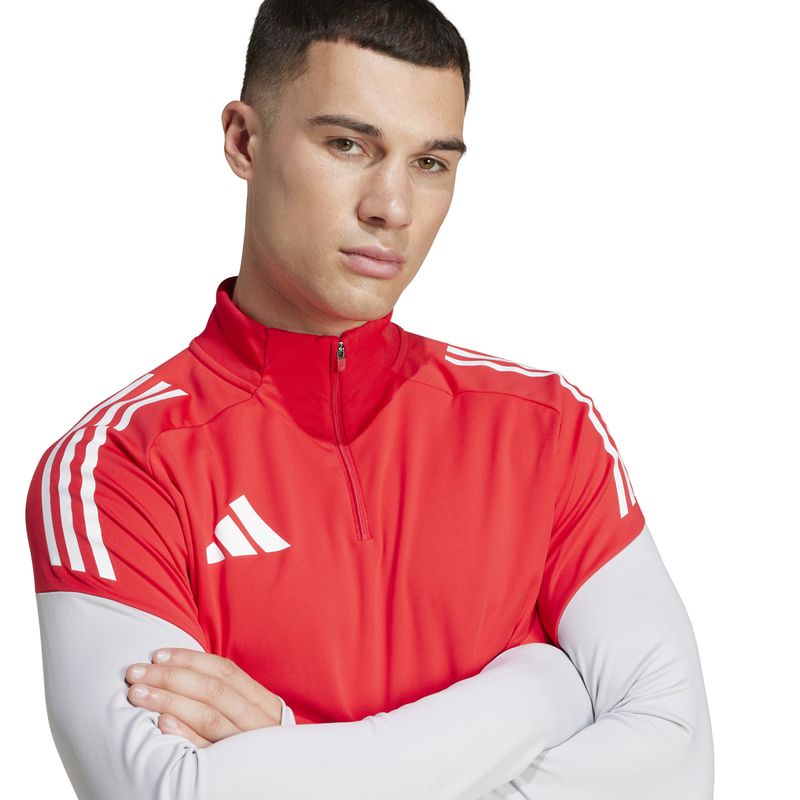 Buzo-adidas-Tiro-25-Competicion.-Detalles-1