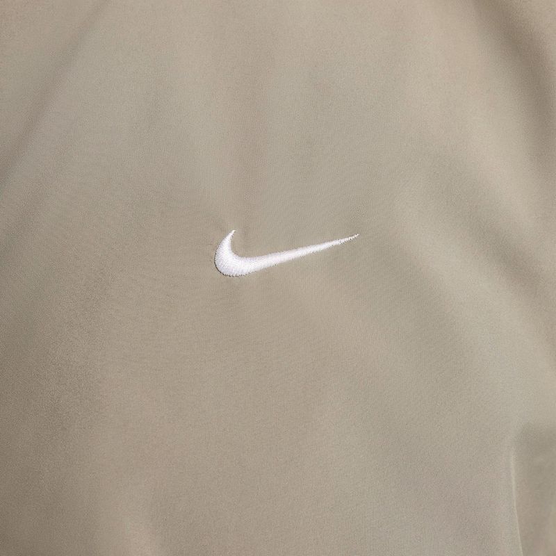 Campera-Rompeviento-Nike-W-Nsw-Essential-Detalles-2
