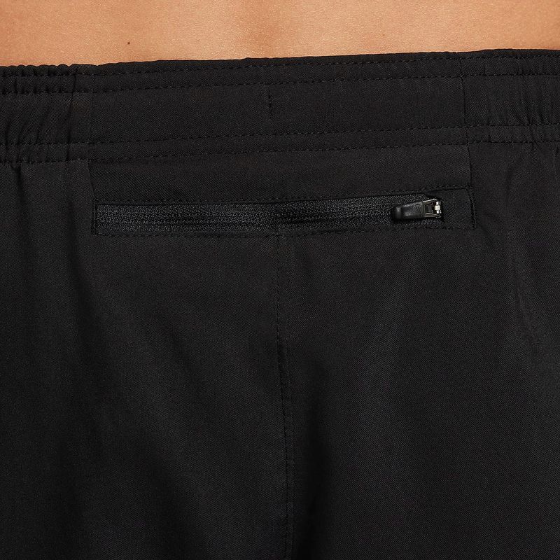 Pantalon-Nike-Challenger-Detalles-2