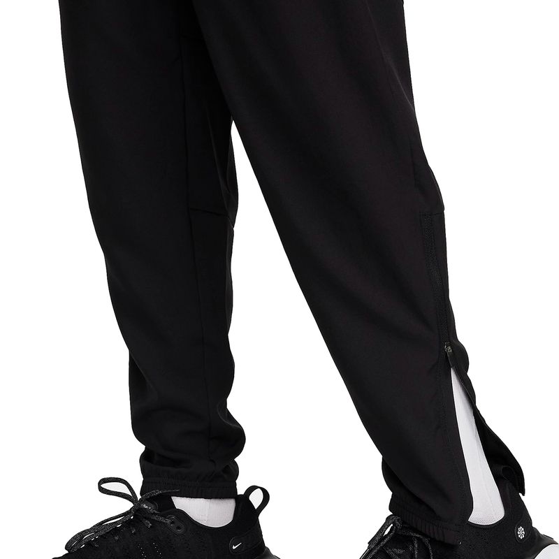 Pantalon-Nike-Challenger-Detalles-3