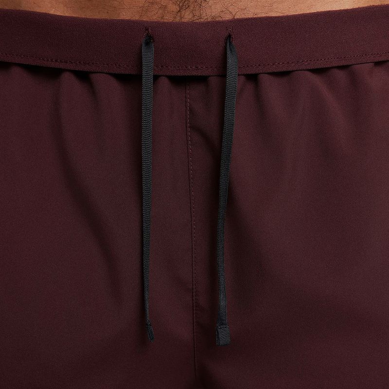 Short-Nike--Challenger-Detalles-1