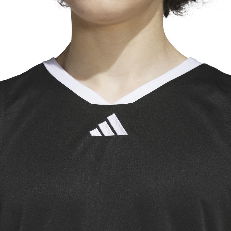 Remera-adidas-Basket-Legends-Detalles-1