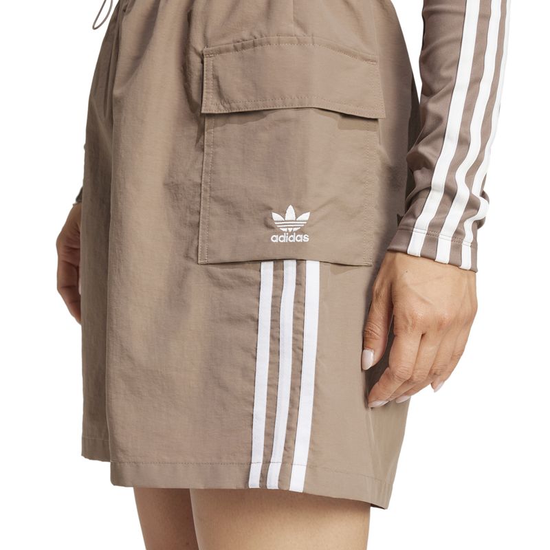 Short-adidas-Originals-Cargo-W-Detalles-1