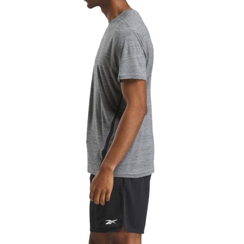 Remera-Reebok-Id-Train-Energy-Tech-Lateral