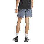 Short-adidas-Designed-For-Training-Workout-Espalda