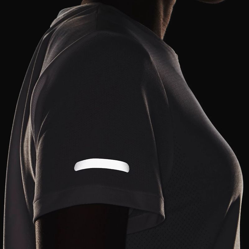 Remera-Under-Armour-Ua-Seamless-Stride-Detalles-2
