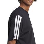 Remera-adidas-Essentials-3.-Detalles-1