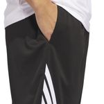 Bermuda-adidas-Legends-Detalles-2