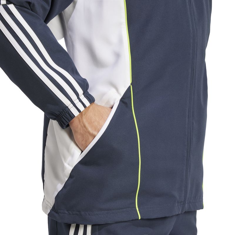 Campera-Rompeviento-adidas-Ubp-Real-Madrid-Detalles-2