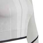 Buzo-adidas-A-Stella-Mccartney-Detalles-2