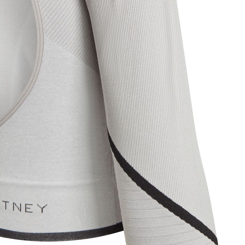 Buzo-adidas-A-Stella-Mccartney-Detalles-4