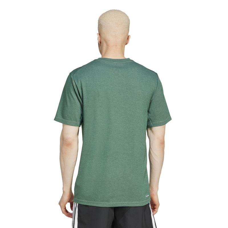 Remera-adidas-Essentials-Feelready-Novelty-Espalda