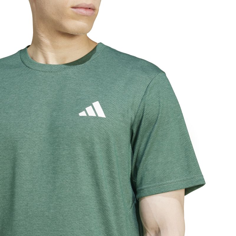 Remera-adidas-Essentials-Feelready-Novelty-Detalles-2