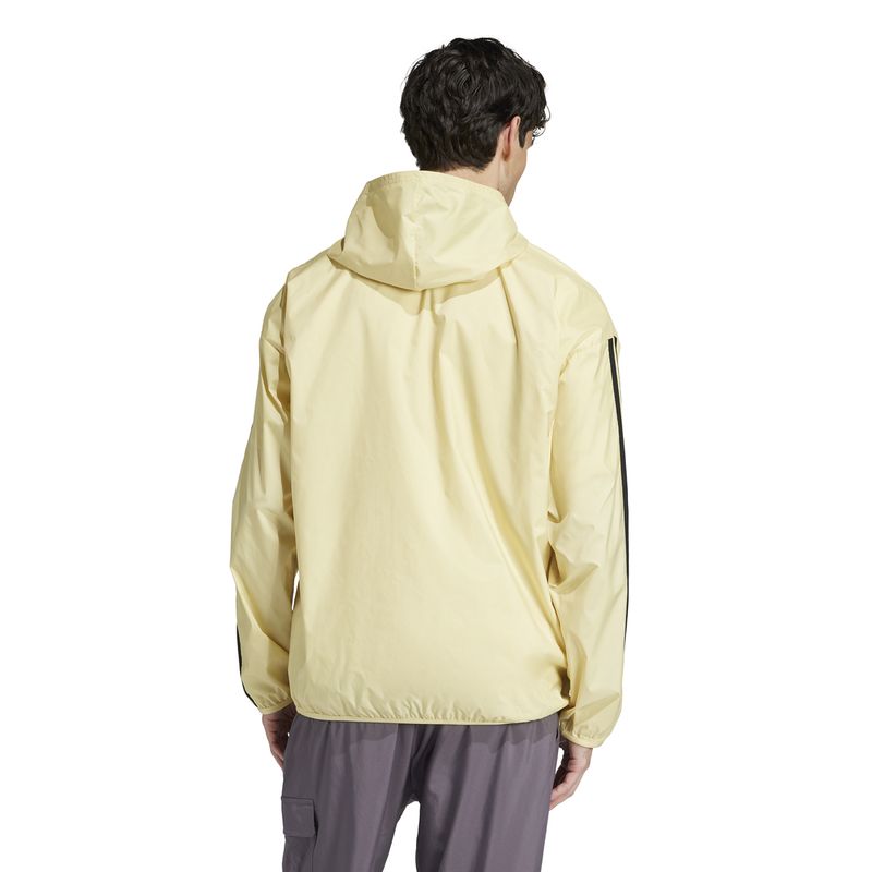 Campera-Rompeviento-adidas-Essentials-Espalda